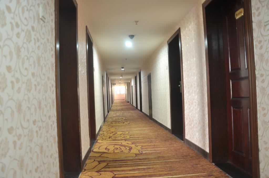 Hua Du Hotel Guilin Exteriör bild