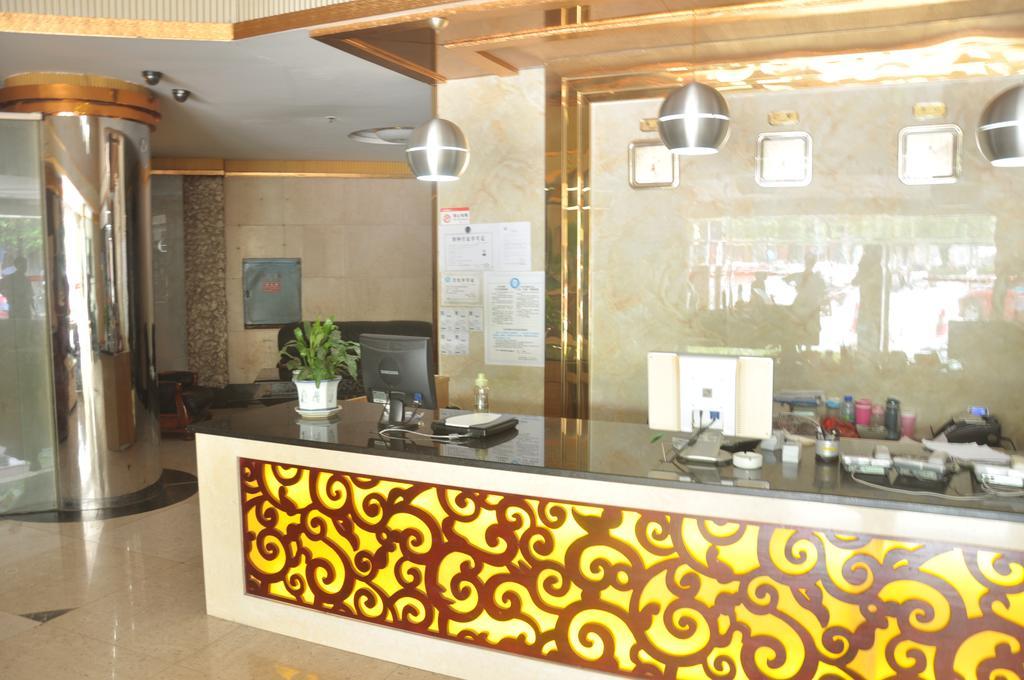 Hua Du Hotel Guilin Exteriör bild